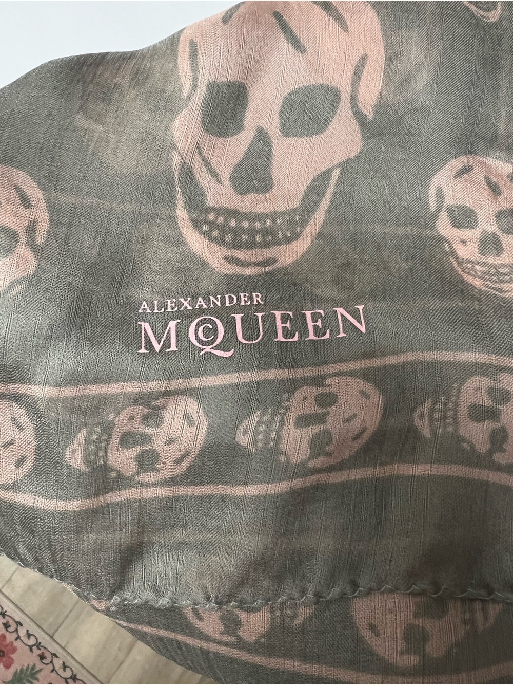 Alexander McQueen Gray Scarf with Pink Skull Motif